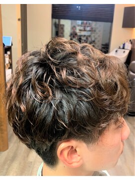 アジト オブ ヘア(Ajito of hair) マッシュパーマ