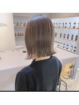 フランチェスカドット(francesca.)&nbsp;ミルクティーベージュ×切りっぱなしボブ【竹中慎治】梅田