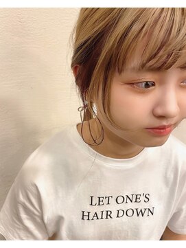 ジィップクリニカ(Zip clinica) ミルクティーベージュ デザインカラー　担当近森