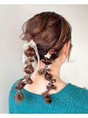 twin hair arrange