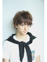 アッピアスエスト(Appias est) カッコかわいい外ハネショート