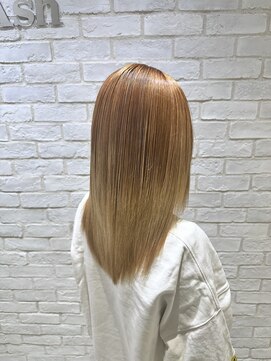 アッシュ 大宮店(Ash) ブリーチ縮毛矯正【ミディアム】