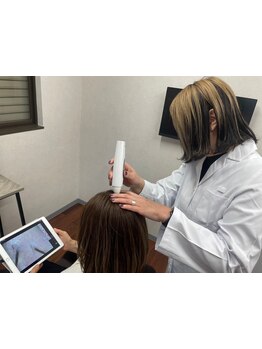 カウンセリングからお見送りまで一人のスタイリストが担当＊お悩みや髪質を見極め、最適な施術をご提案◇