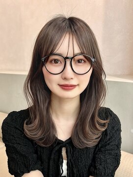 オーラ オモテサンドウ(Aura omotesando) 透明感カラー×似合わせレイヤーカット