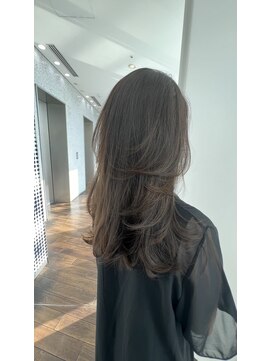 ザック ヴィ(ZACC vie) レイヤーカット グレージュ ナチュラル