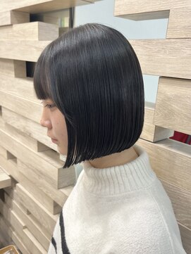 テテ(TETE) ボブ/ミニボブ/切りっぱなし