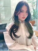 センターパート韓国風ロングレイヤー顔まわりレイヤー
