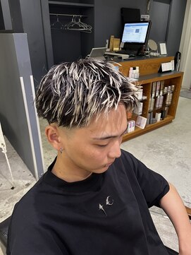 ストゥー(StueW.) メンズショート