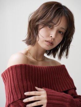 細かいニュアンスも落とし込み、骨格/髪質に合わせた360°どこからみても綺麗なバランスに♪