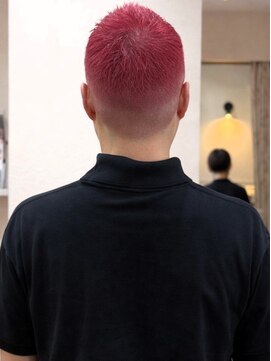 アウラ(AULA) 【93.メンズカット×シェービング・顔剃り】白髪染めも人気