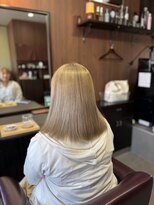 アオイ(Aoi)&nbsp;ブリーチ毛でも叶う◎透明感ベージュ×髪質改善