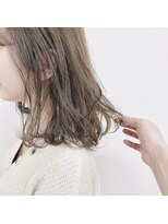 ガーランドウメダ(Garland umeda)&nbsp;リラックスウェーブ＿ミディアム＿000900