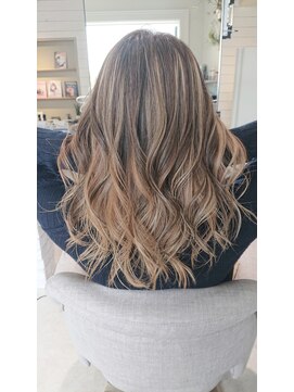 ルル カリス(lulu CHARIS) ロングスタイル