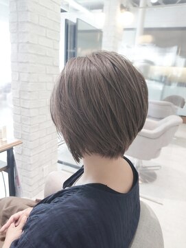 ルル カリス(lulu CHARIS) ショートボブ