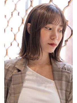 テイラー(Taylor) 【Taylor 】☆大宮 ショコラブラウン×外ハネワンカール