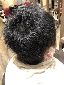 ヘアーサロンギフト(HairSalon Gift) Wカラージェットモヒカン