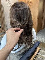 エー(a.)&nbsp;ベージュカラー