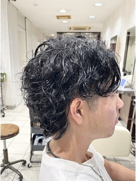 アース 天満橋店(HAIR & MAKE EARTH) サイドのみ刈り上げフルスパイラルパーマ