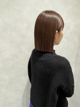 ソル(sol.) 切りっぱなしボブ