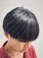 ジーニー 新百合ヶ丘(Genie) フェザーパーマサーフカール刈り上げセンターパート