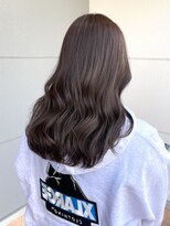 ヘアーアイストゥーレ(HAIR ICI TRE)&nbsp;ブリーチなしダブルカラーオリーブグレージュ担当渡辺聖