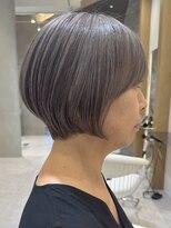 ソワネ 表参道(soigne) 表参道白髪ぼかし顔周りレイヤーくびれショートボブアッシュ40代