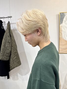 ラニヘアサロン(lani hair salon) ブロンドカラー/メンズ/センター分けショート/ブリーチ