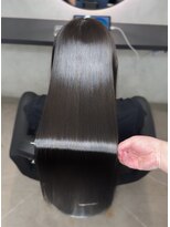 ユニー(uniii)&nbsp;髪質改善ULTOWAうる艶カラー