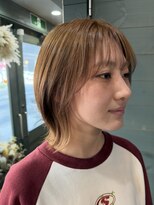 マーシュ(marshu) ハイトーンカラー×シャギーカット