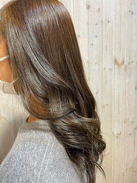 サクラ(SAKURA) オリーブ/オリーブベージュ/ロング/韓国風/大学生/初カラー