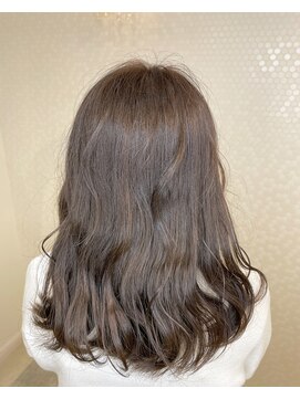 ヘアーアンドメイク ドレス(DRESS) ブリーチ無し ベージュカラー