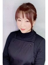 ヘアアンドビューティー クローバー(Hair&Beauty Clover) Naomi