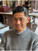大人海外メンズ七三分けサイドパートフェードカット：尾上　雄輝