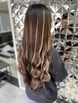 ラブスタシー 京都河原町店(lovestasy) シールエクステ/ハイライト/髪質改善/バレイヤージュ/学割U24