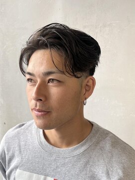 フランクスバーバーリザーブ 人形町店(FRANK’S BARBER RESERVE) 海外風フェードスタイル　y