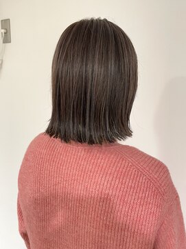 ヘアーアイストゥーレ(HAIR ICI TRE) ハイライト ブリーチ