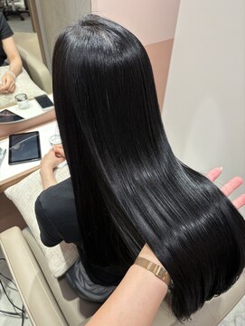 ジーナ 大宮(Zina) 艶々黒髪ストレート