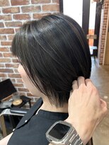 ヴィップルーム(viproom) 大人ボブレイヤーカットアッシュカラーダブルカラーおしゃれ女子