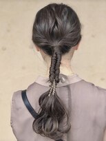 ピケ(pique)&nbsp;ポニーテールアレンジ/グレーベージュ/20代/30代/40代