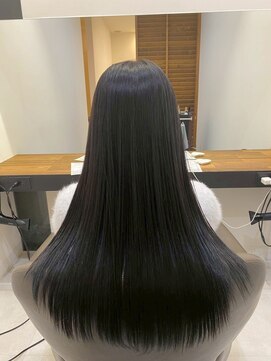 エボルブヘアー(EVOLVE Hair) 極艶ストレートロング