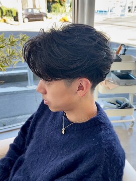 ブランコトレス 鏡島(BLANCO tres) フェザーパーマ/毛流れパーマ/フェザーショート