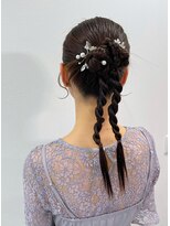 ベルグロー 北新地上通り店(BELLEGROW) 【被らない装い】お呼ばれツイン編みたらし|大阪 梅田