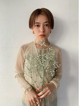 トイロ 中目黒(Toiro) 20代30代前髪あり切りっぱなしボブショートボブハイトーン