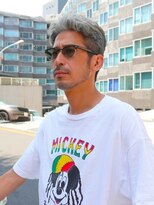 ガズル ハラジュク(GUZZLE HARAJUKU)&nbsp;40代、50代白髪アップバングショートラフパーマ　大人の休日ヘア