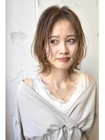 フィエル(Fier)&nbsp;堀江/たっぷりレイヤー 外ハネ ミディ ◎