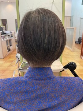ヘアメイク トゥエンティワン エミオ狭山市店(HAIR MAKE Twenty One) 【大人可愛い30代・40代・50代◎】ショートボブ