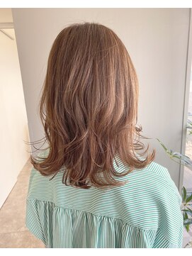 シア(sia) ミディアムレイヤー