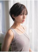 大人な耳掛けショートスタイル　１