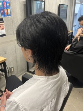 フイ 代々木(Hui) メンズ/アップバング/ツーブロックマッシュ/束感ショート波巻き