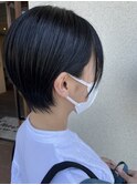 女性らしいフェミニンなショートスタイル